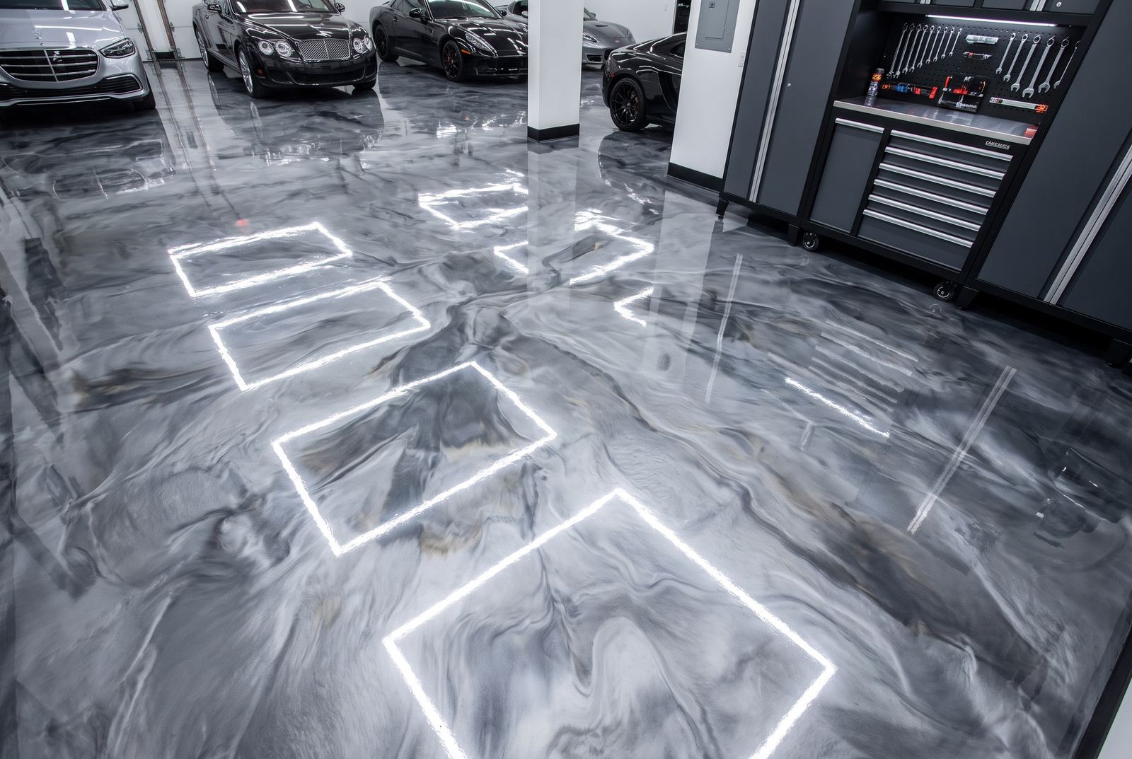 Metallic epoxy garage floor